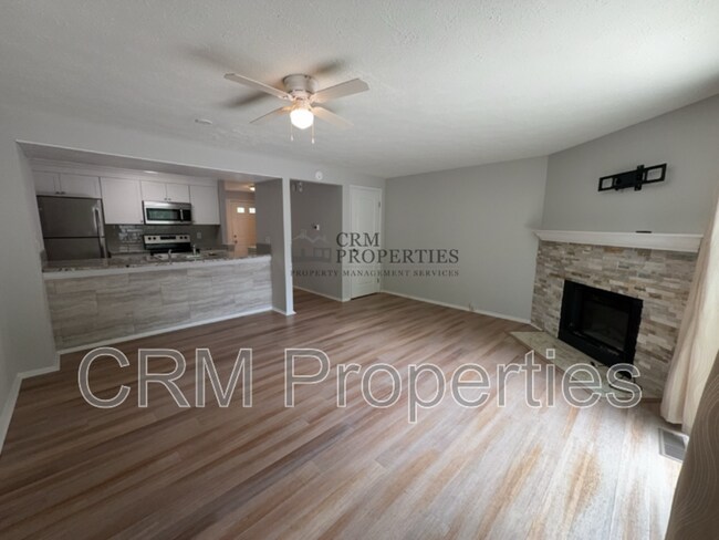Building Photo - 9430 Aspen Grove Ln