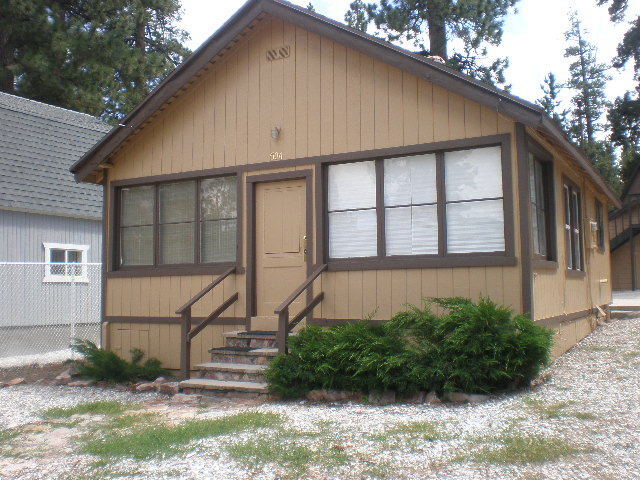 Building Photo - 504 W Sherwood