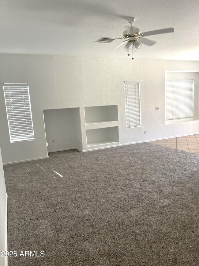 Building Photo - 30332 N Desert Willow Blvd