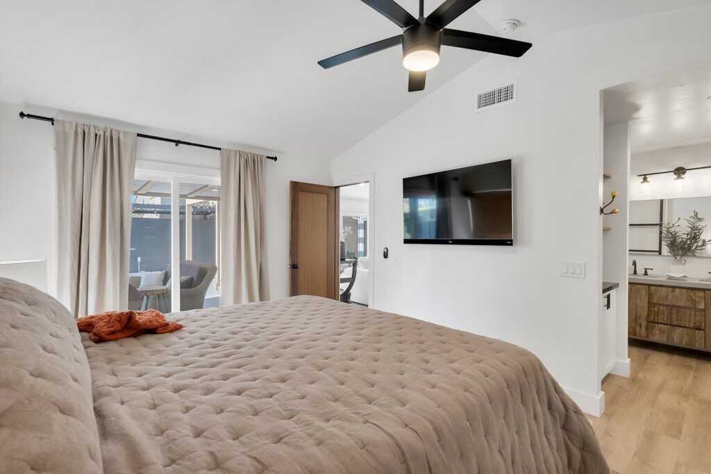 Building Photo - 15290 Bambi Ct