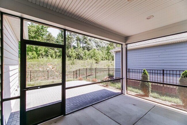 Building Photo - 5485 Caneel Ln