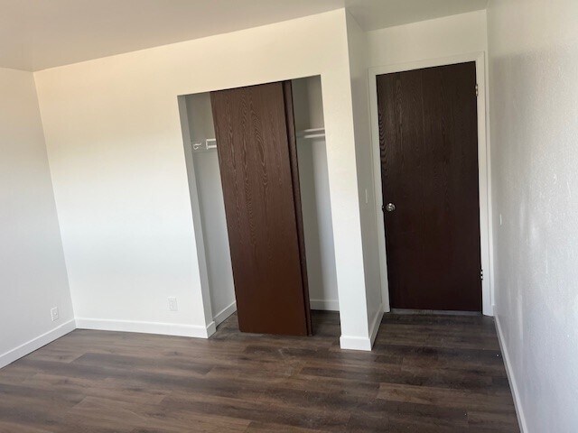 Building Photo - 7426 Launa Dr