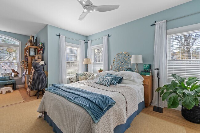 Building Photo - Amazing home in sought-after Winding River Plantation