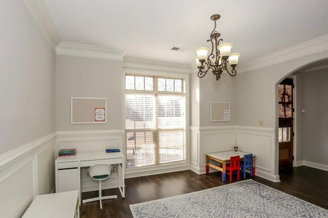 Building Photo - Stunning Atoka Home Offering Space, Style, and Convenience!