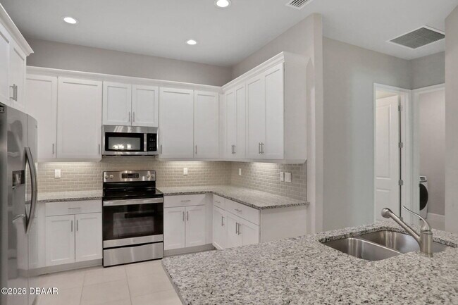 Building Photo - 78 Longridge Ln