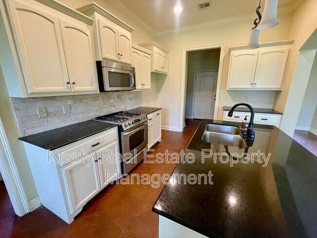 Building Photo - 115 Barataria Dr