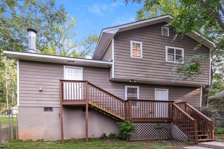 Building Photo - 5376 Whitney Ct