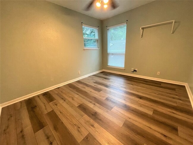 Building Photo - 9206 N Allegro St