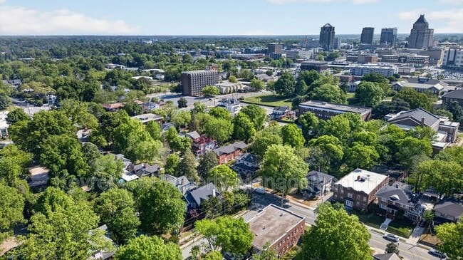 Building Photo - 115 S Mendenhall St