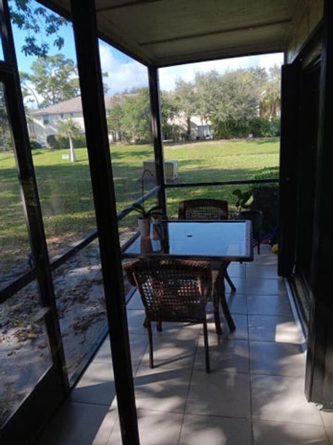 Building Photo - 13155 Chadwick Ct