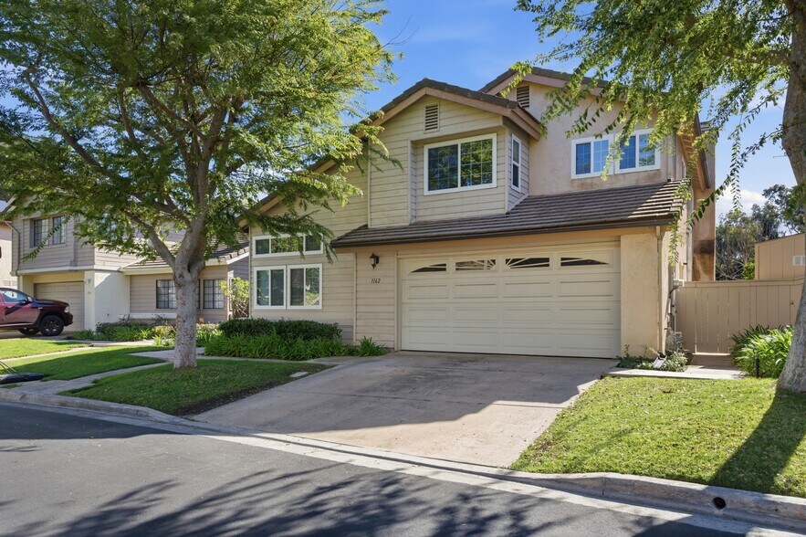 Building Photo - 1162 Erin Dr