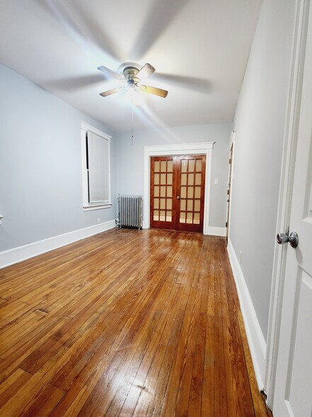 Building Photo - 125 Audubon Ave