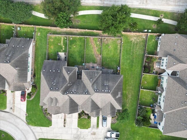 Building Photo - 10543 Day Trail Ln