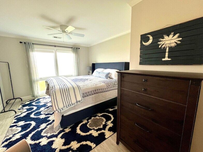 Building Photo - 2112 Landfall Way