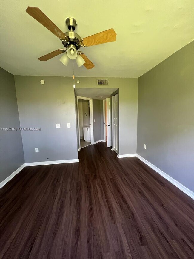 Building Photo - 4171 N Haverhill Rd