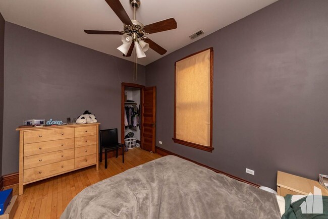 Building Photo - 2 bedroom in Chicago IL 60647