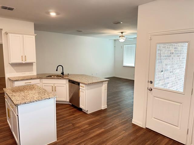 Building Photo - 828 Grapefruit Ct
