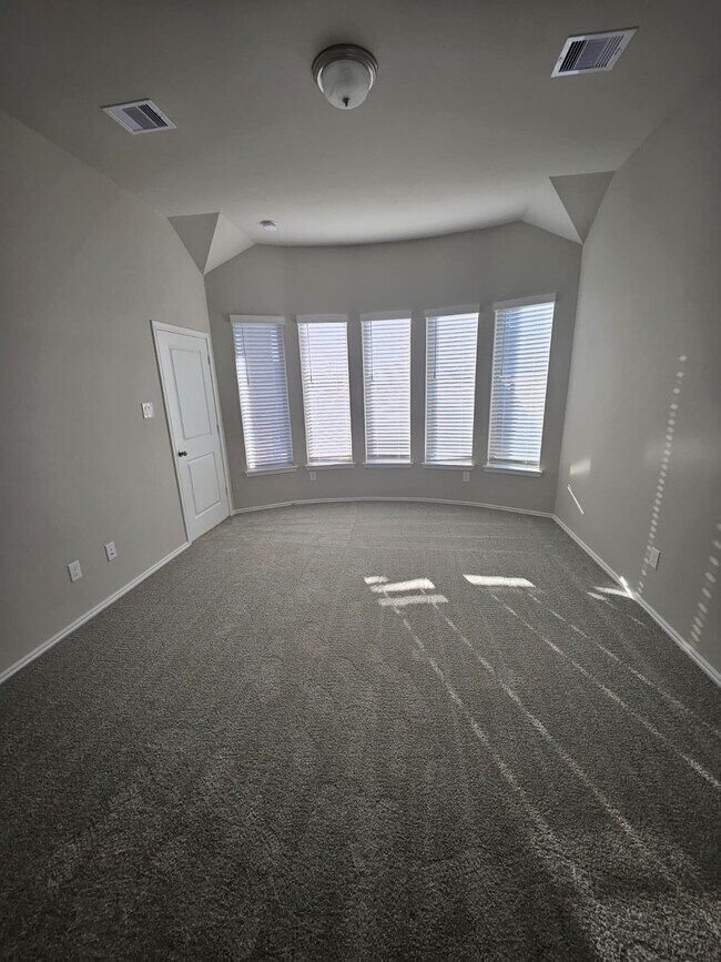 Building Photo - 426 Twilight Mdw Wy