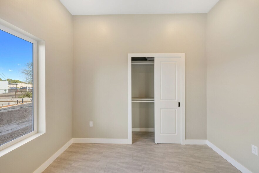 Building Photo - 1311 W Speedway Blvd