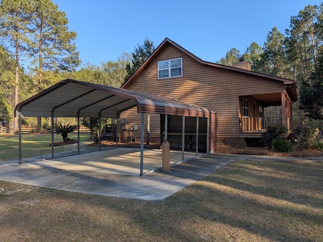 Building Photo - 250 Cassie Ree Rd