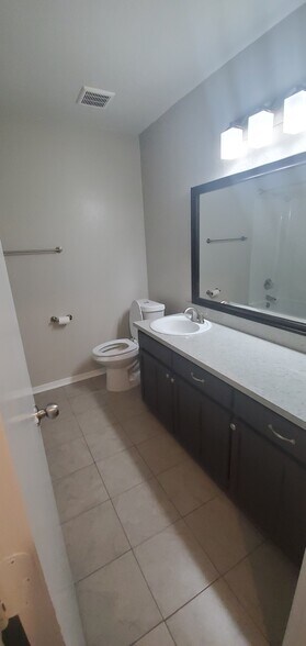 Building Photo - 7738 Staci Ct