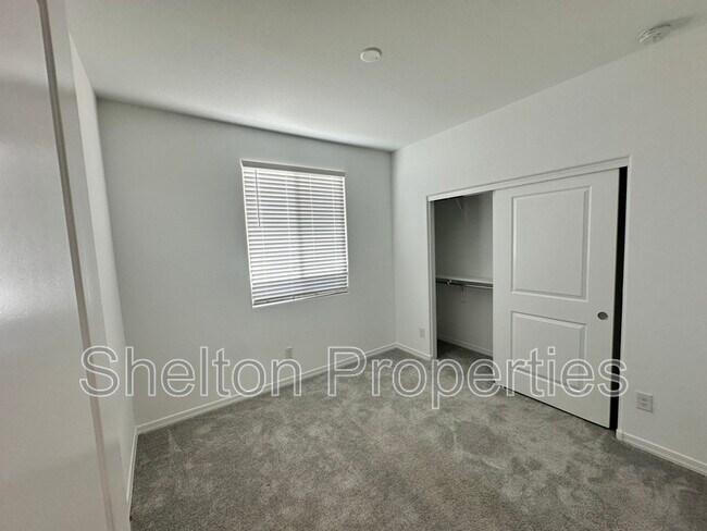 Building Photo - 14360 W Alameda Dr