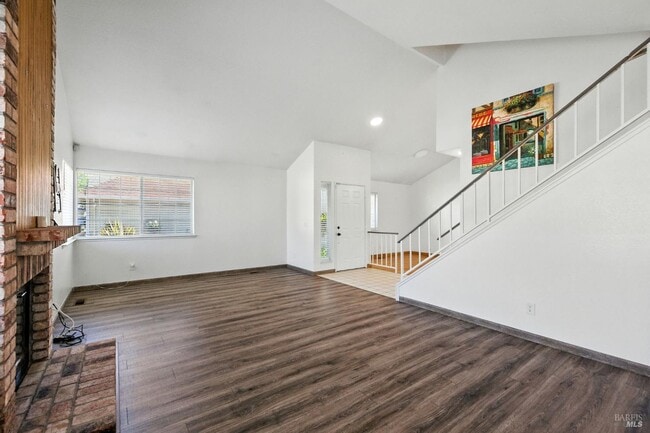 Building Photo - 1424 Dandelion Way