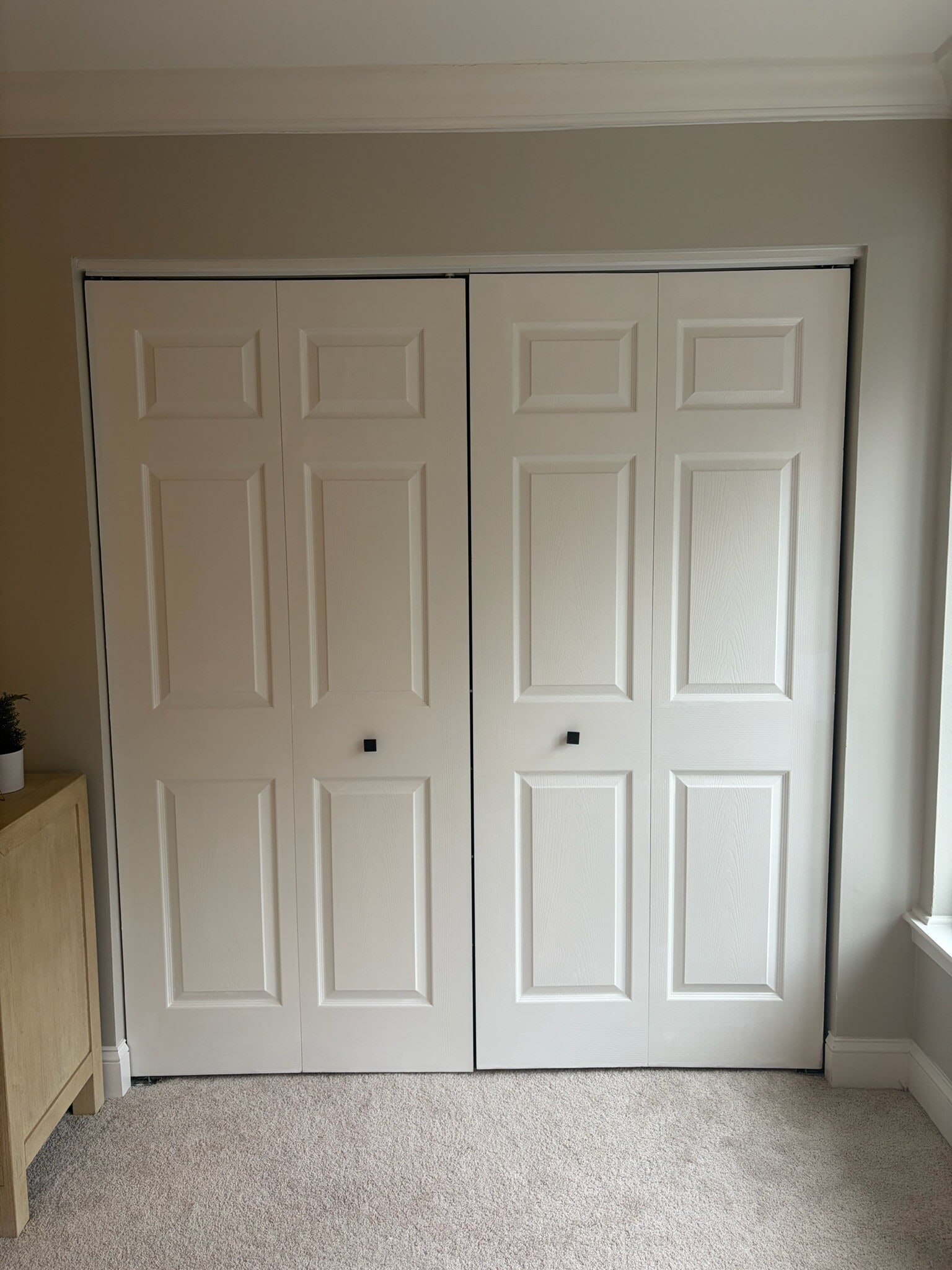 Building Photo - 7602 Lakeside Village Dr