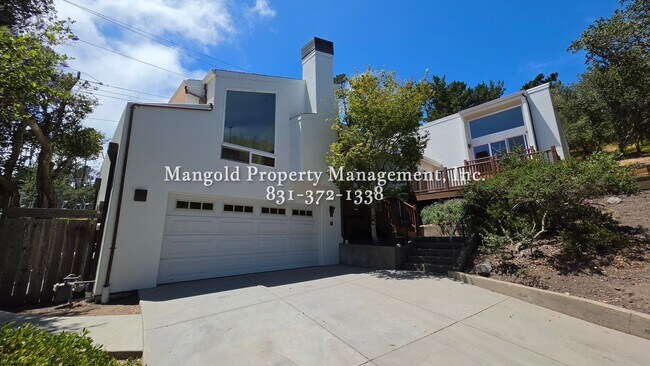 Building Photo - 28 Castanada Pl