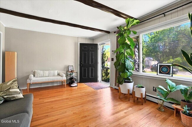 Building Photo - 4 Willey St