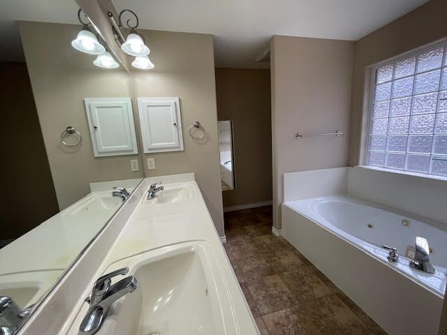 Building Photo - 3907 Latinne Ln