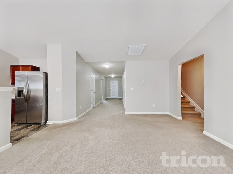 Building Photo - 129 Ridgemoore Ct