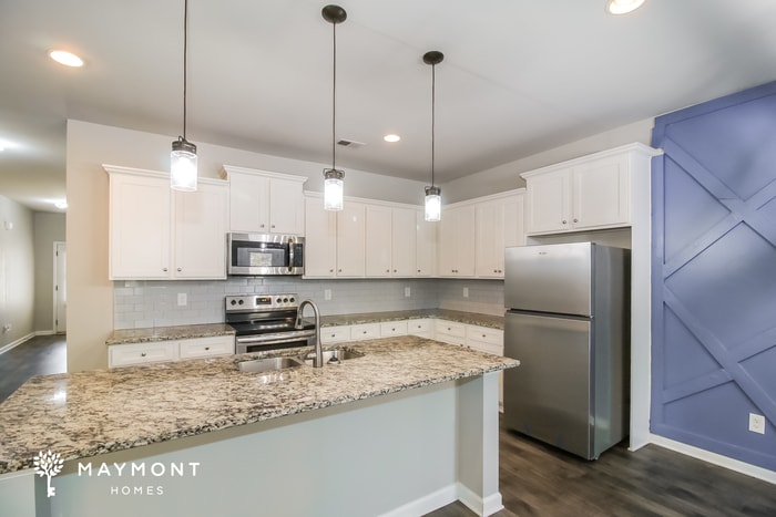 Building Photo - 90 Tarpley Way