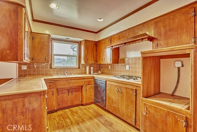 Building Photo - 2751 Batson Ave