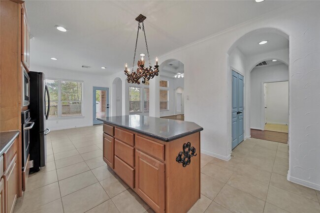 Building Photo - 78 W Shale Creek Cir