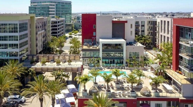 Building Photo - 8725 Ariva Ct