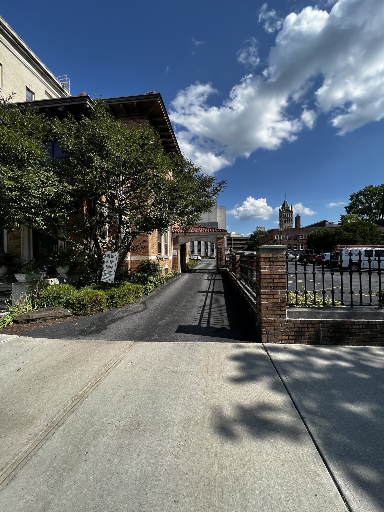 Building Photo - 24 S River St