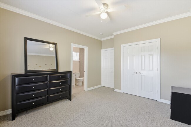 Building Photo - 7932 Stoneyway Dr