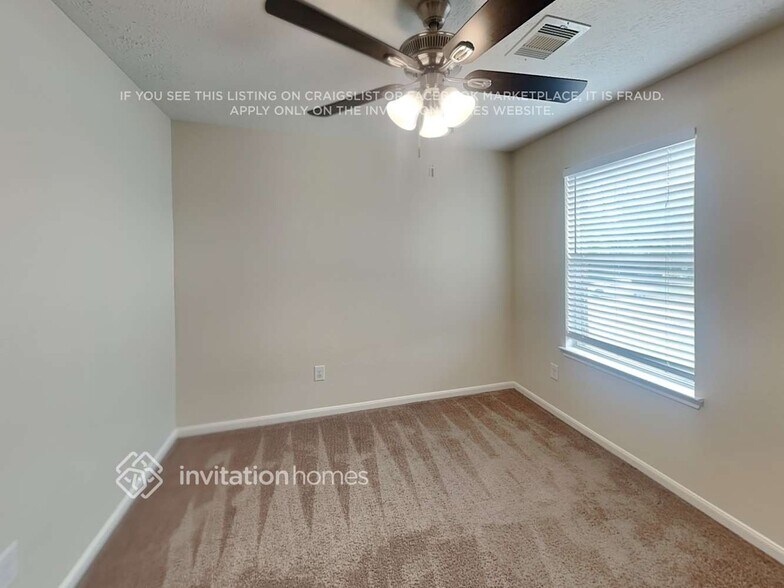 Building Photo - 15011 Wolf Branch Ct