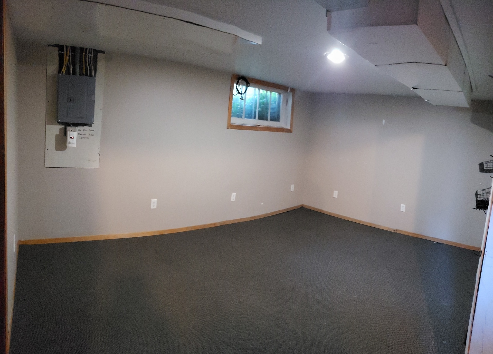 Building Photo - 1315 N 20th Ave E