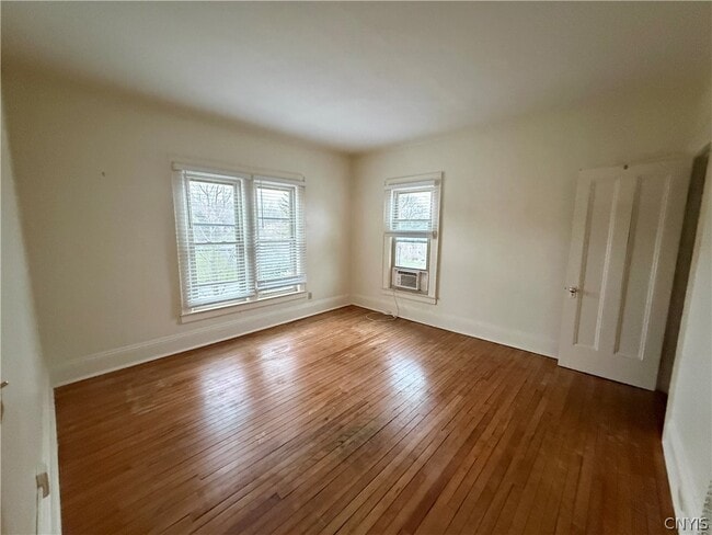 Building Photo - 5148 Highbridge St