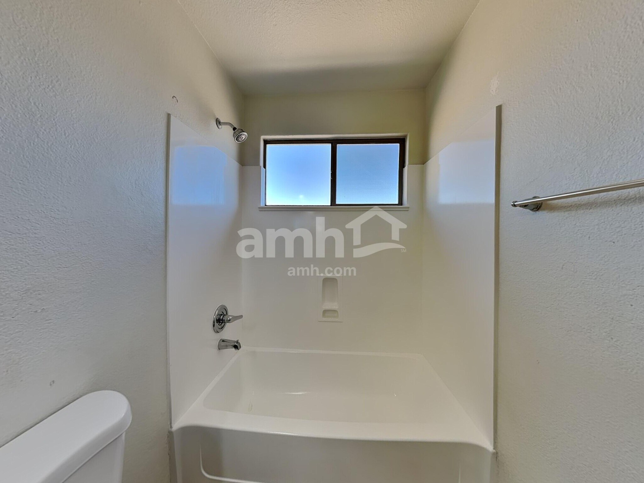 Building Photo - 9824 E Onza Ave