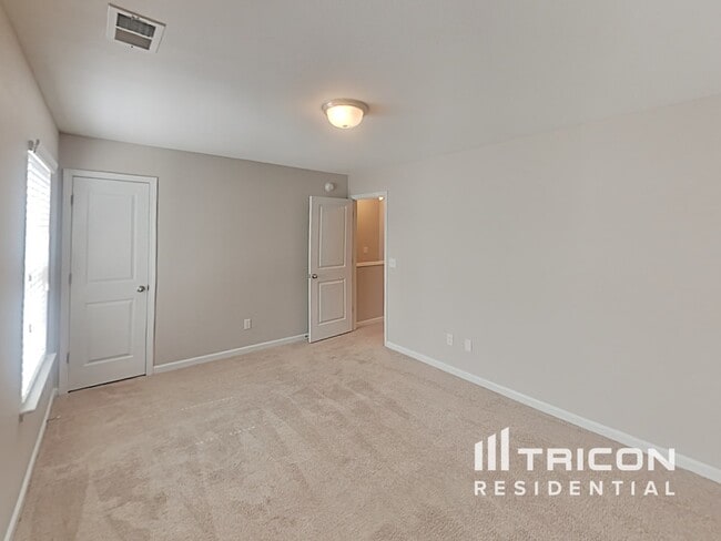 Building Photo - 1576 Rabon Farms Ln