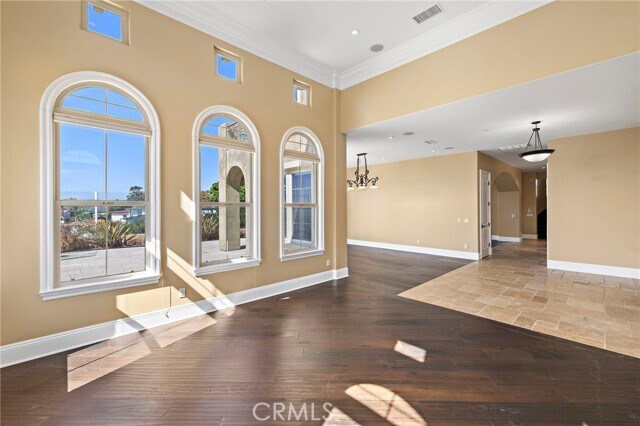 Building Photo - 18 Via Cima