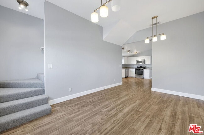 Building Photo - 318 Parkman Ave