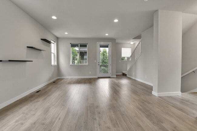 Building Photo - $2,620.95 - 3 Bed, 2.5 Bath Home in Aurora with AC and In Unit Laundry!