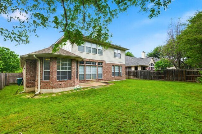 Building Photo - 10008 Lachlan Dr