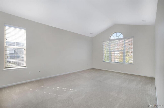 Building Photo - 24204 Alexa Dr