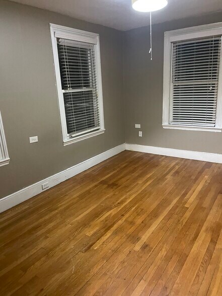 Building Photo - 6 Saint Gregory St