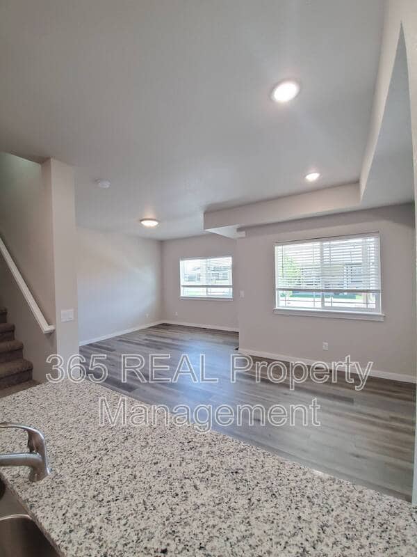 Building Photo - 1721 Westward Cir